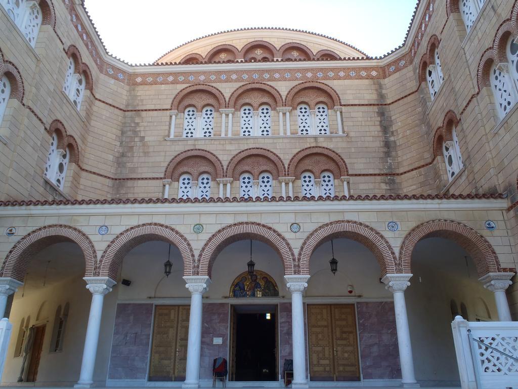 Stefanie Studios Aegina Экстерьер фото