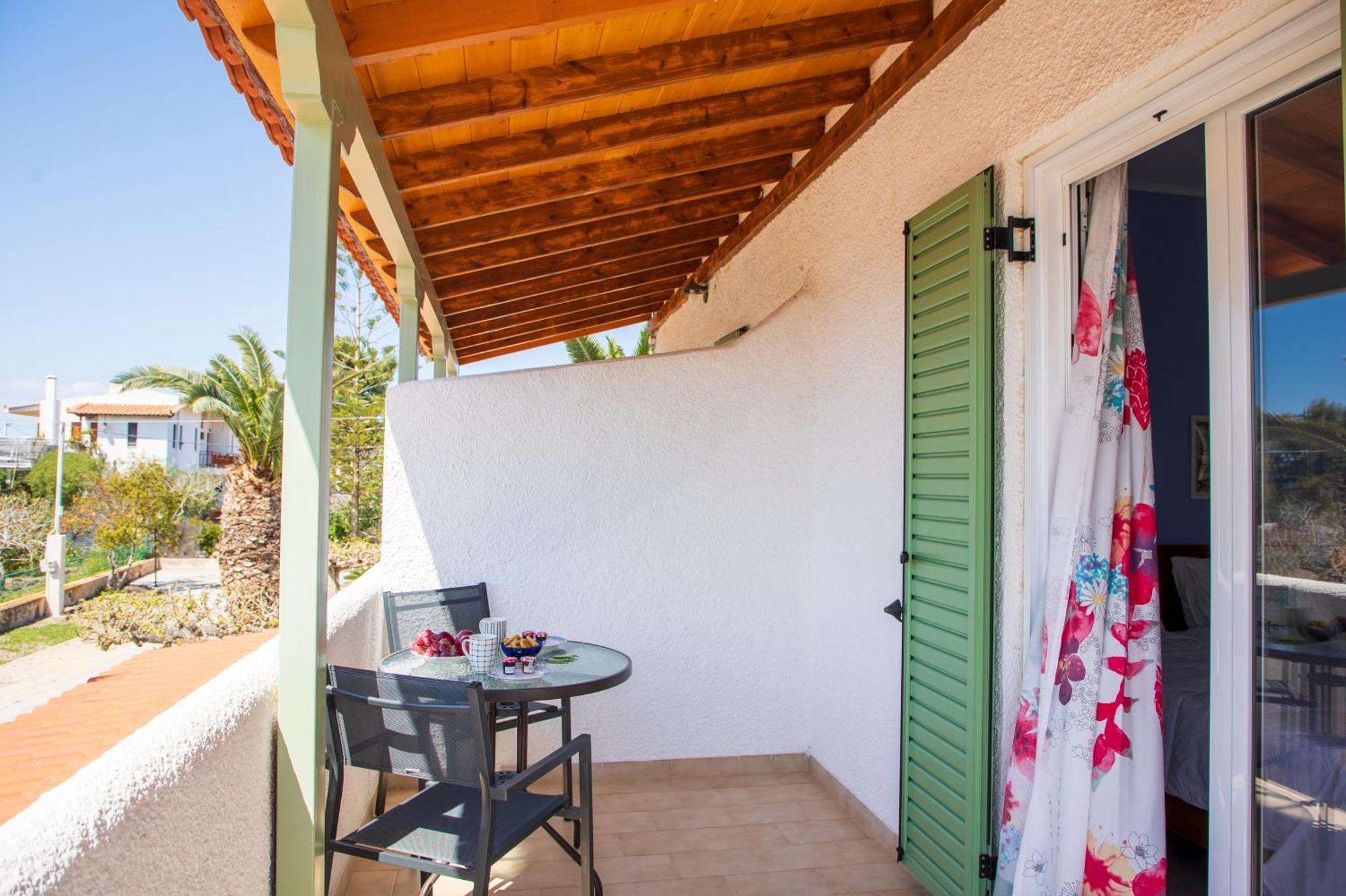 Stefanie Studios Aegina Экстерьер фото