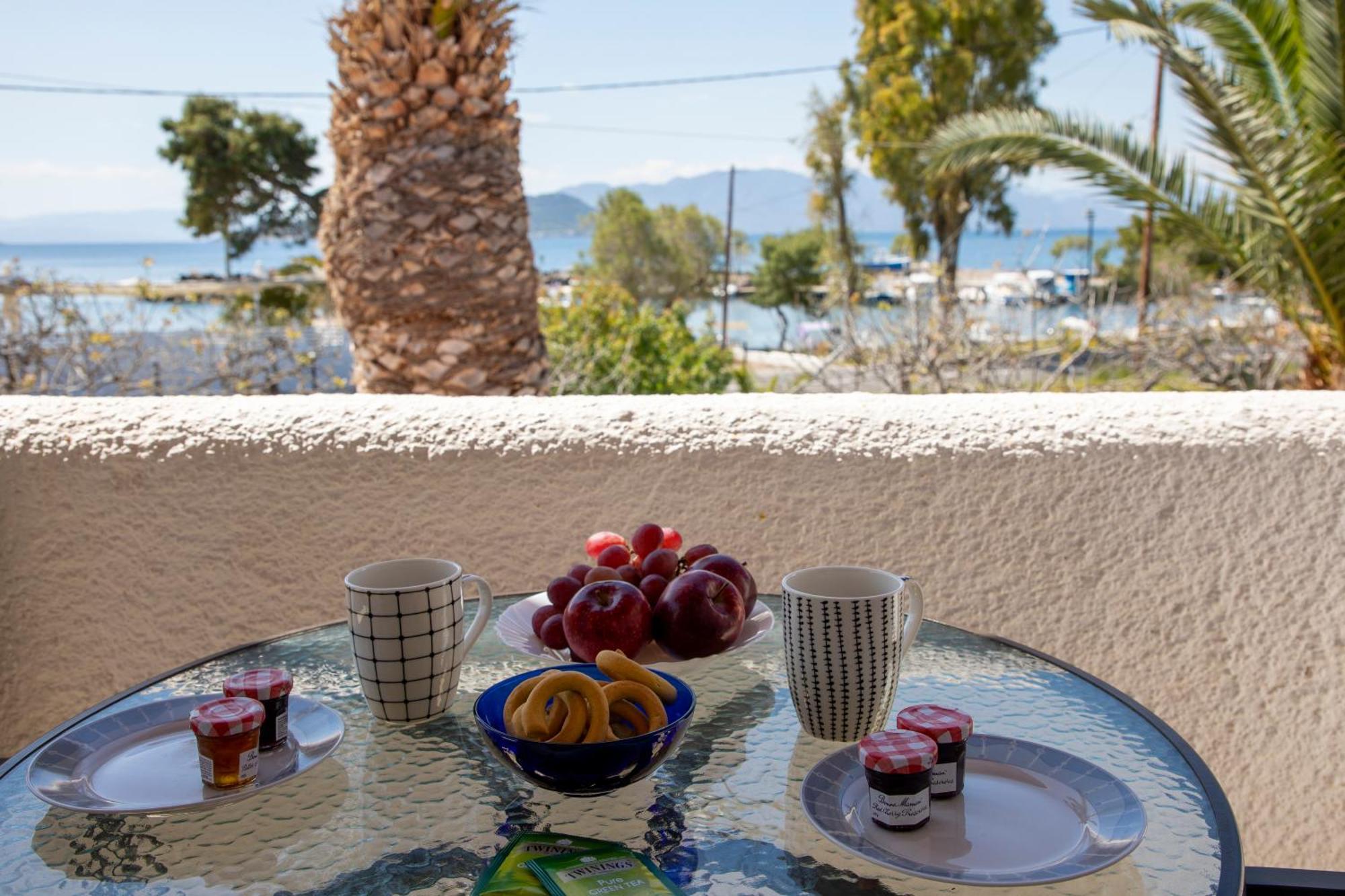 Stefanie Studios Aegina Экстерьер фото