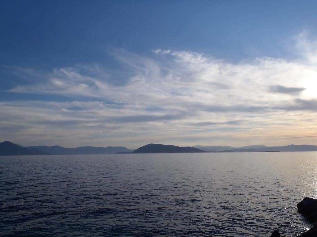 Stefanie Studios Aegina Экстерьер фото